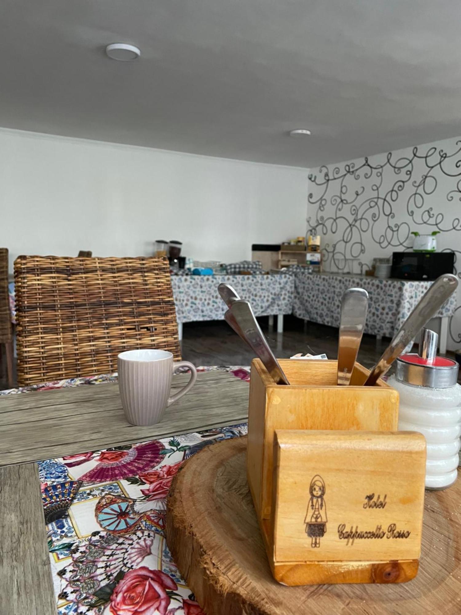 Hotel Cappuccetto Rosso Lusciano 外观 照片